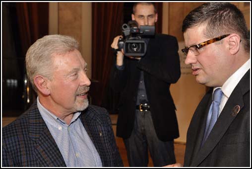 wręczenie monet 3 wręczenie monet 3